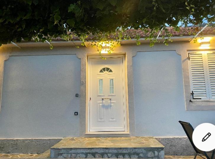アルゴストリオン Dina'S House 2ヴィラ エクステリア 写真